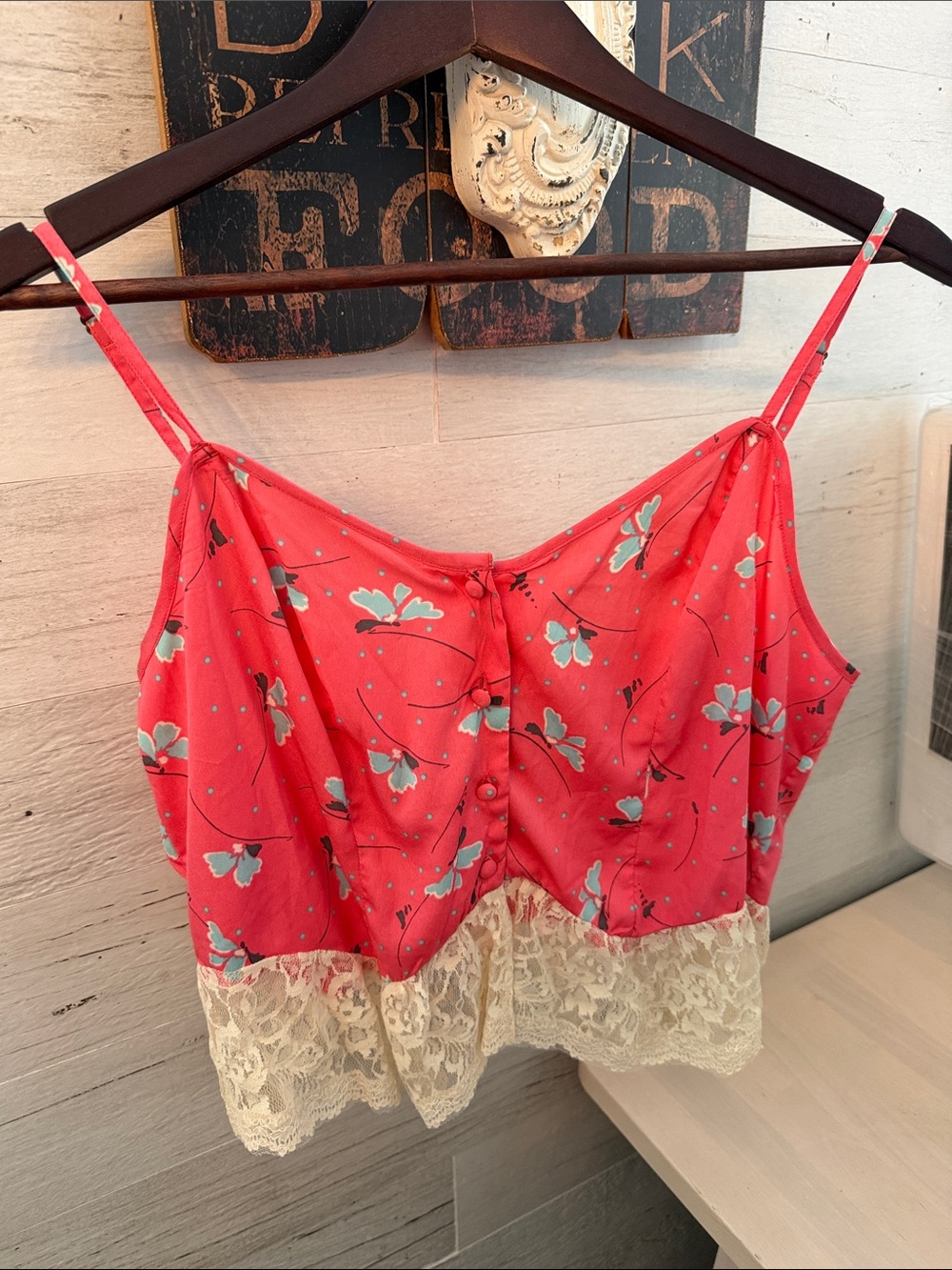 O'Neill Coral Floral Print Top with Aqua Accents & 4" lace Hem detail